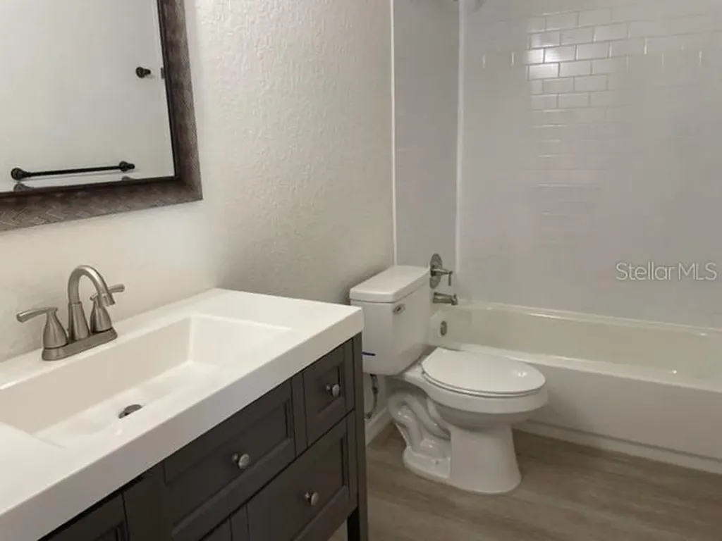 1482 Cleveland Street Clearwater FL 33755