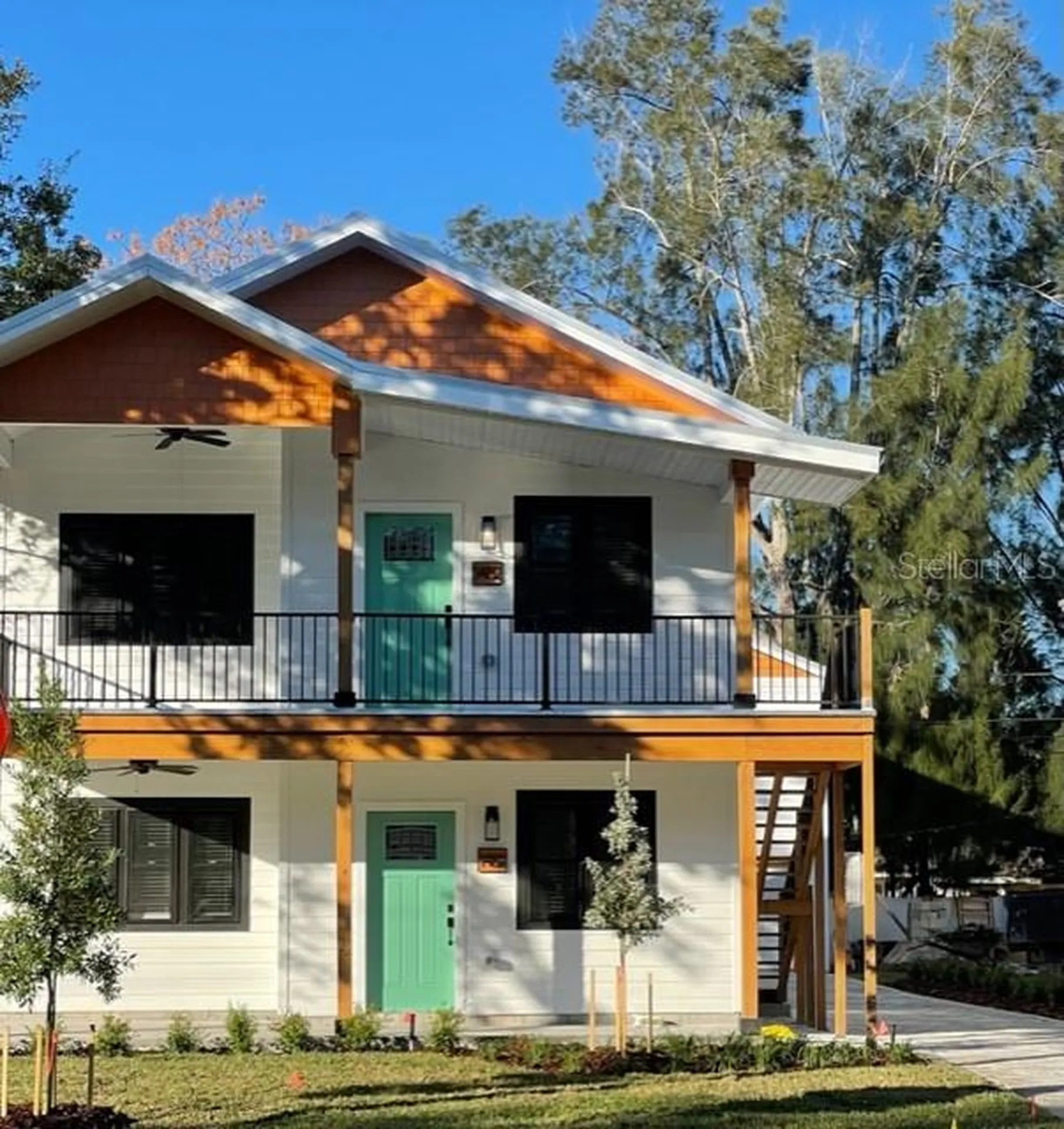 1482 Cleveland Street Clearwater FL 33755