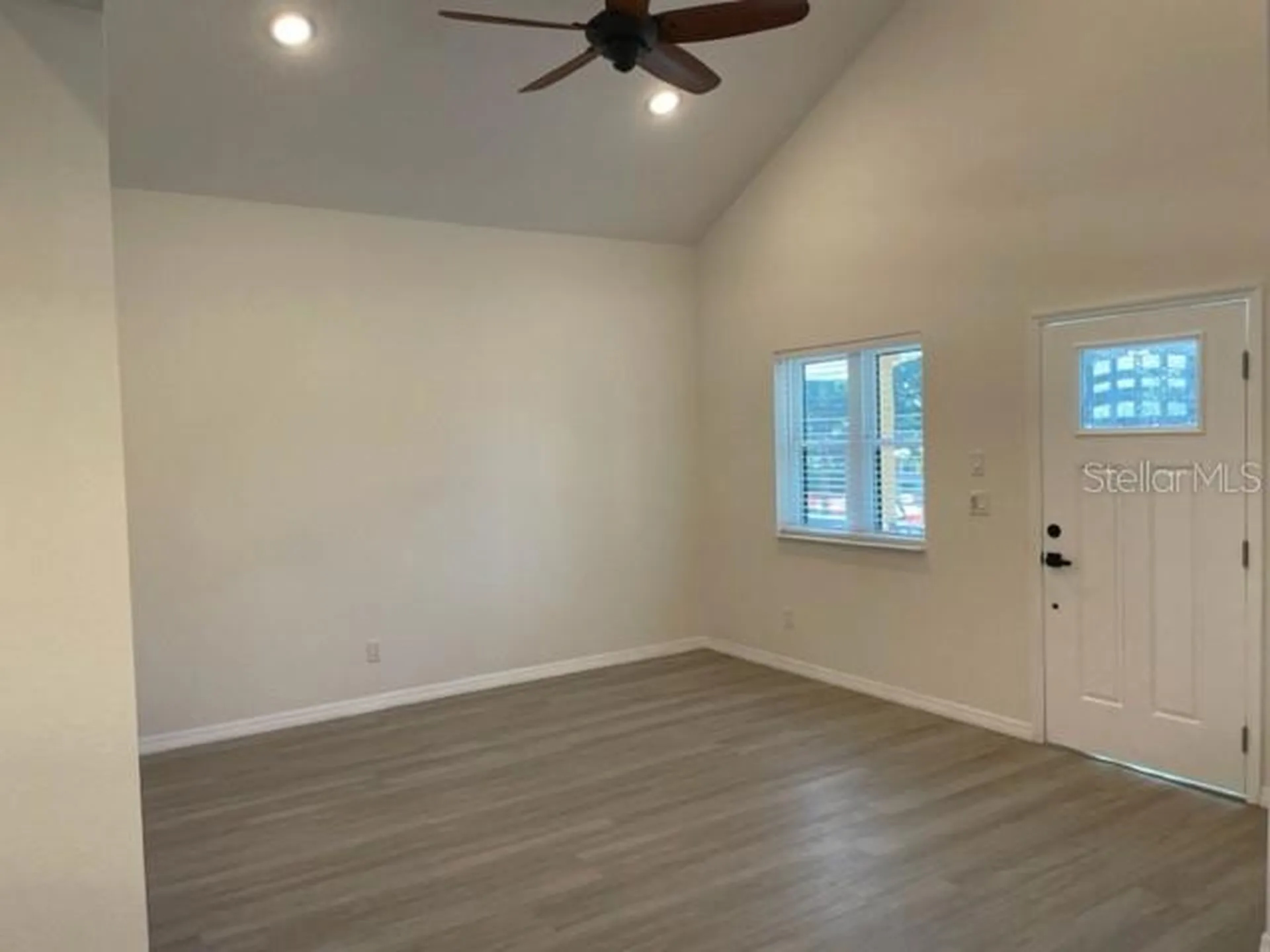 1482 Cleveland Street Clearwater FL 33755