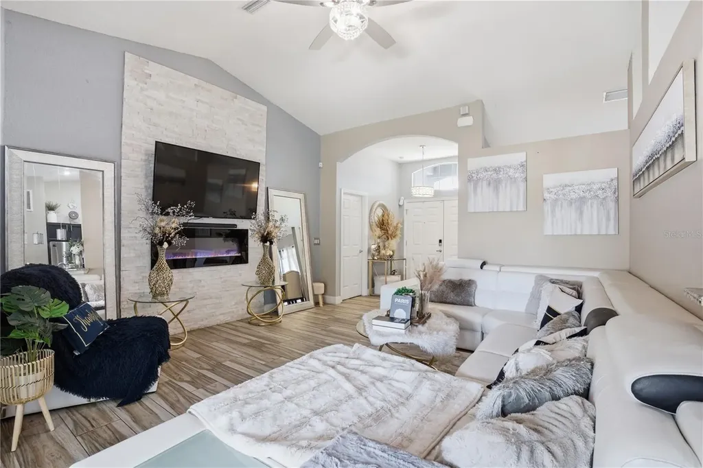 4937 SW 98th Place Ocala FL 34476