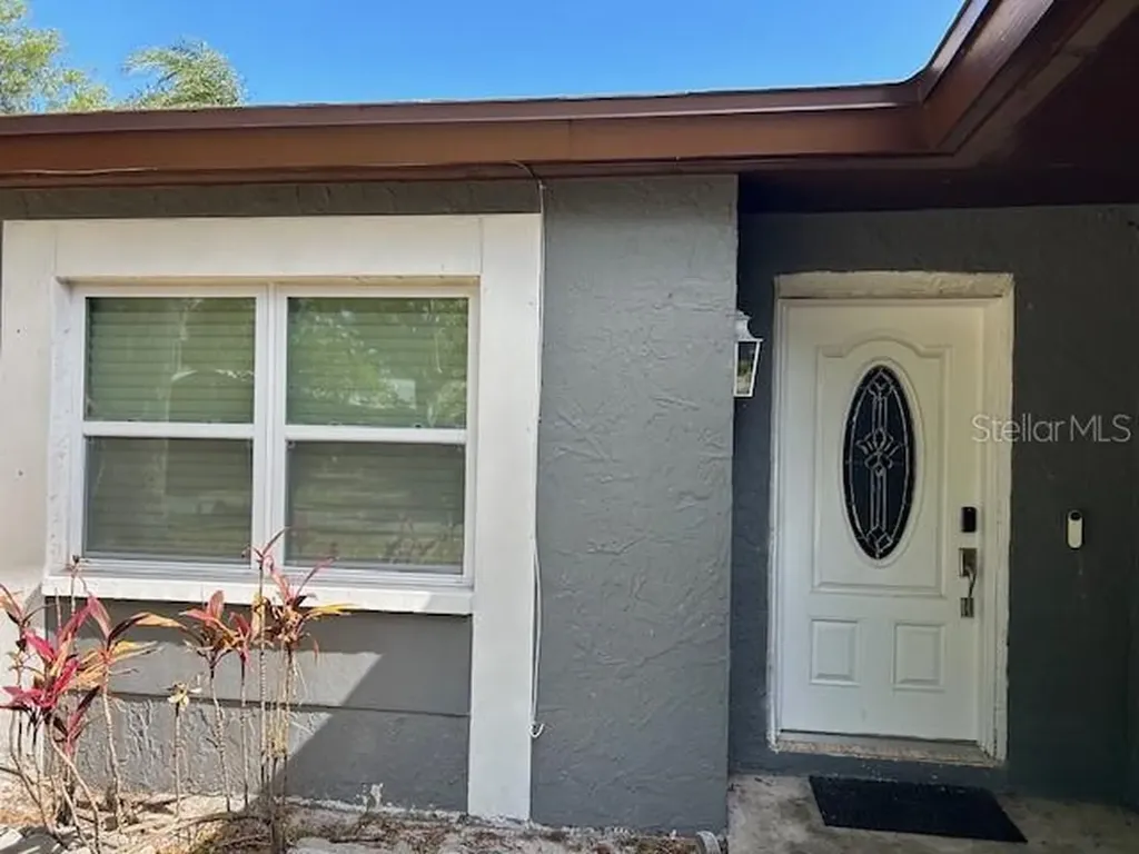 6427 109th Avenue N Pinellas Park FL 33782