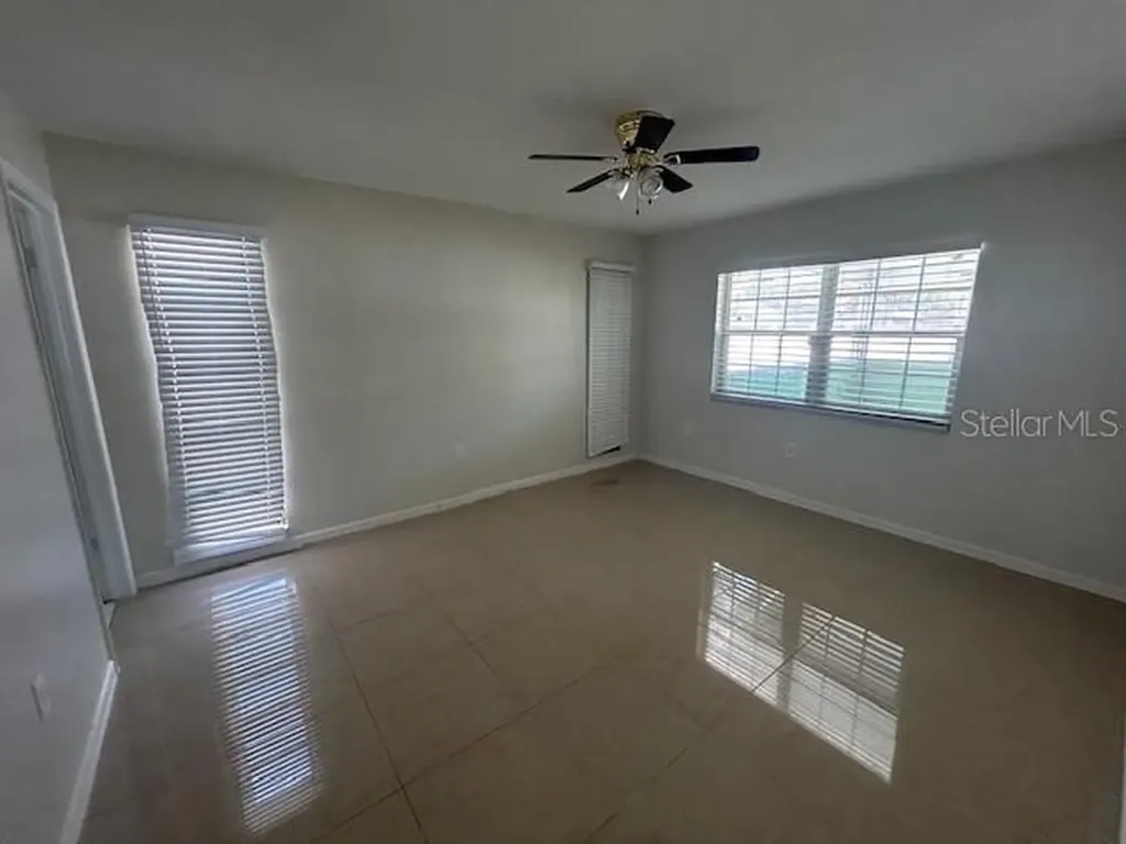 6427 109th Avenue N Pinellas Park FL 33782