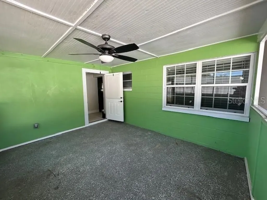 6427 109th Avenue N Pinellas Park FL 33782