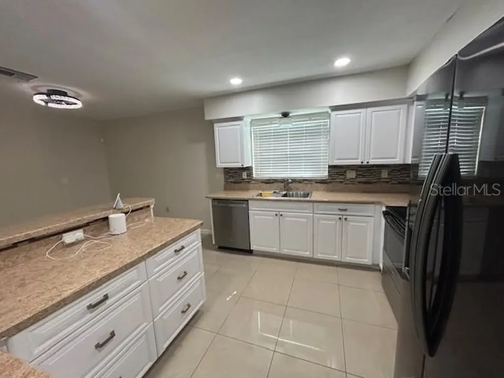 6427 109th Avenue N Pinellas Park FL 33782