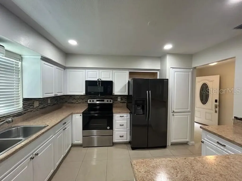 6427 109th Avenue N Pinellas Park FL 33782