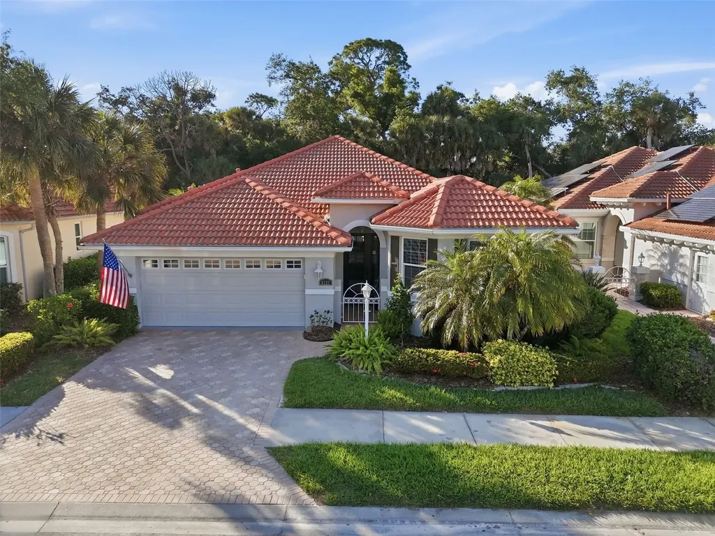 5127 Hanging Moss Lane Sarasota FL 34238
