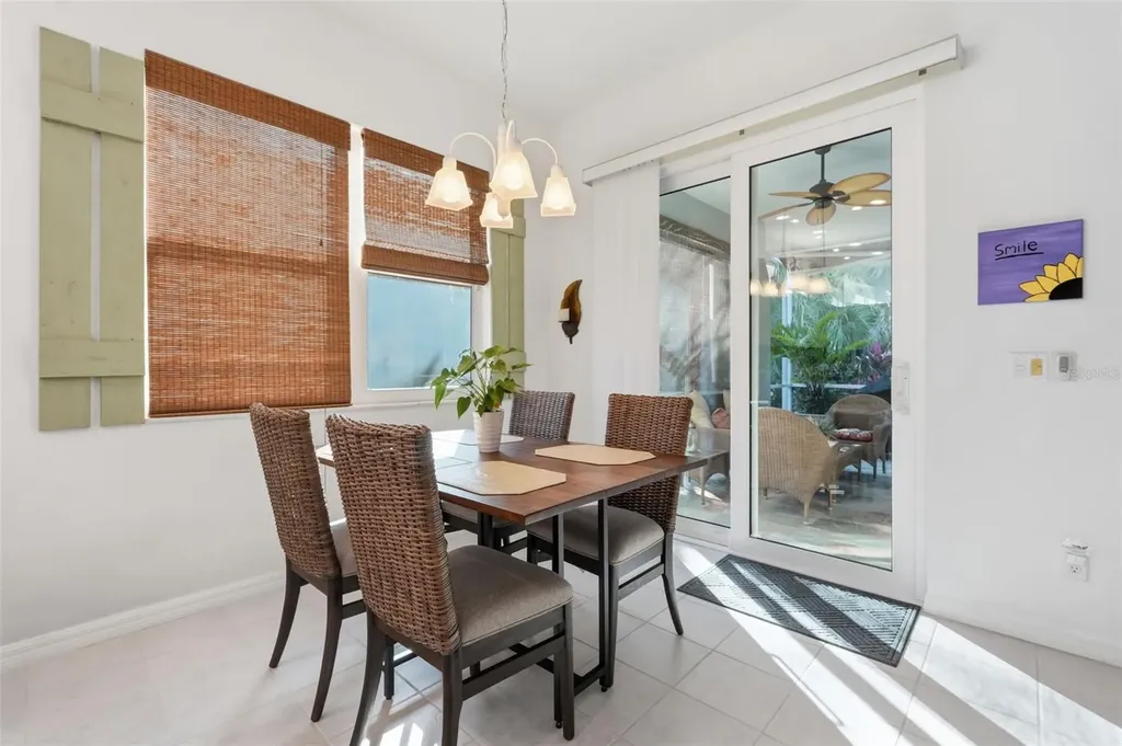 5127 Hanging Moss Lane Sarasota FL 34238