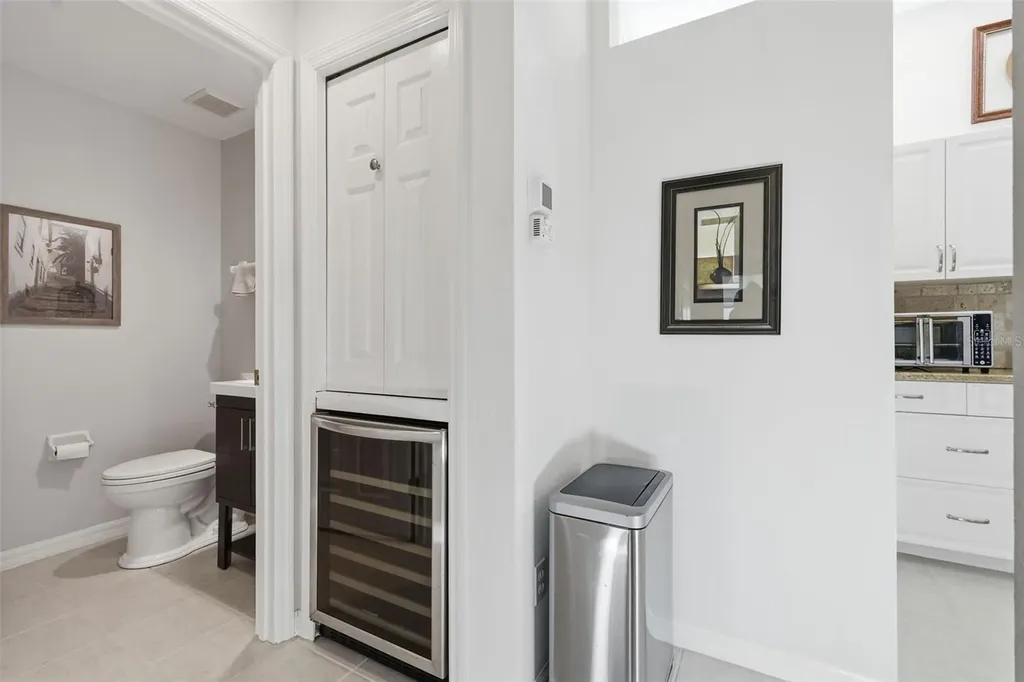 5127 Hanging Moss Lane Sarasota FL 34238