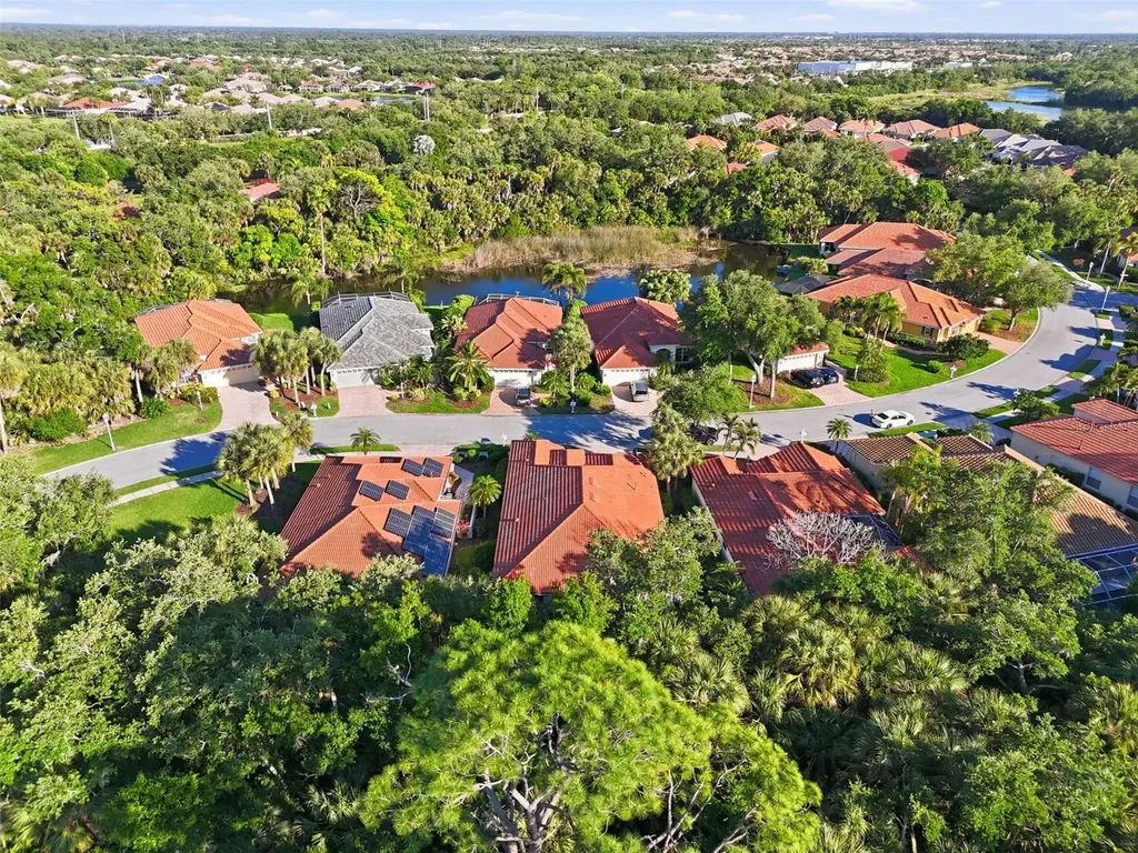 5127 Hanging Moss Lane Sarasota FL 34238