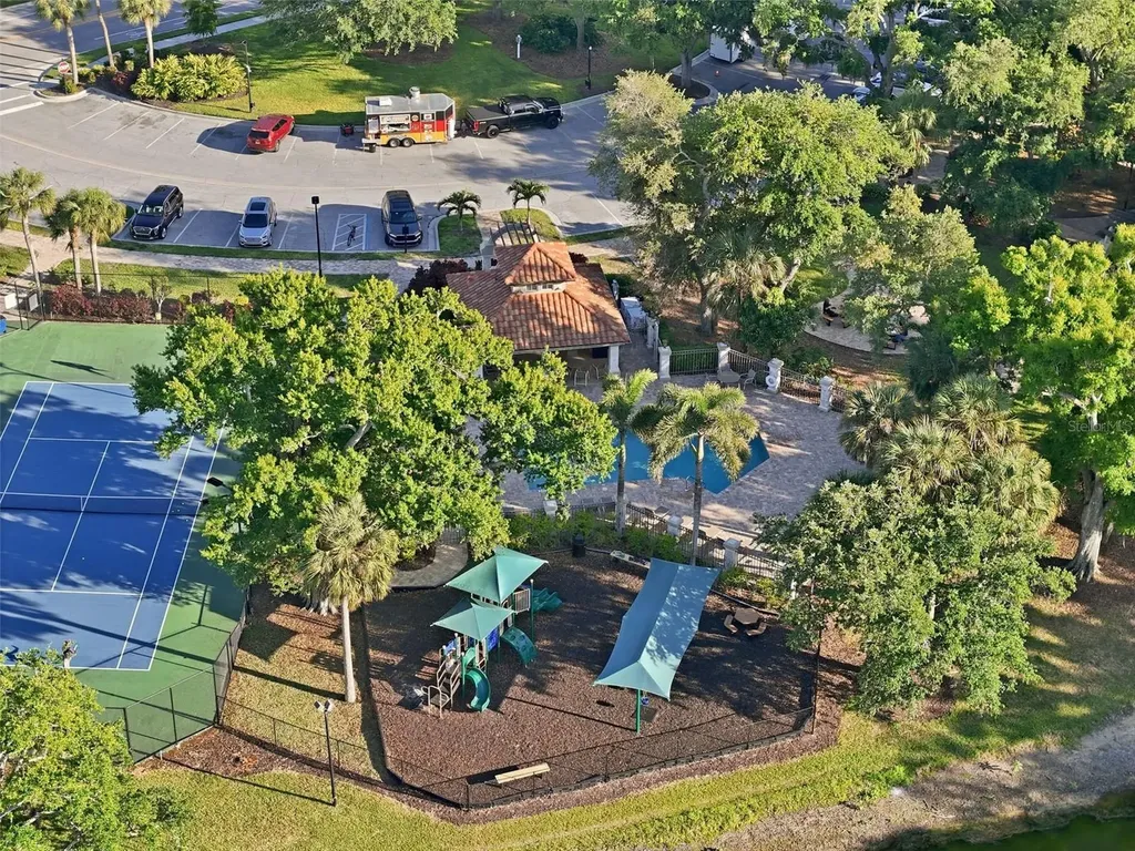 5127 Hanging Moss Lane Sarasota FL 34238