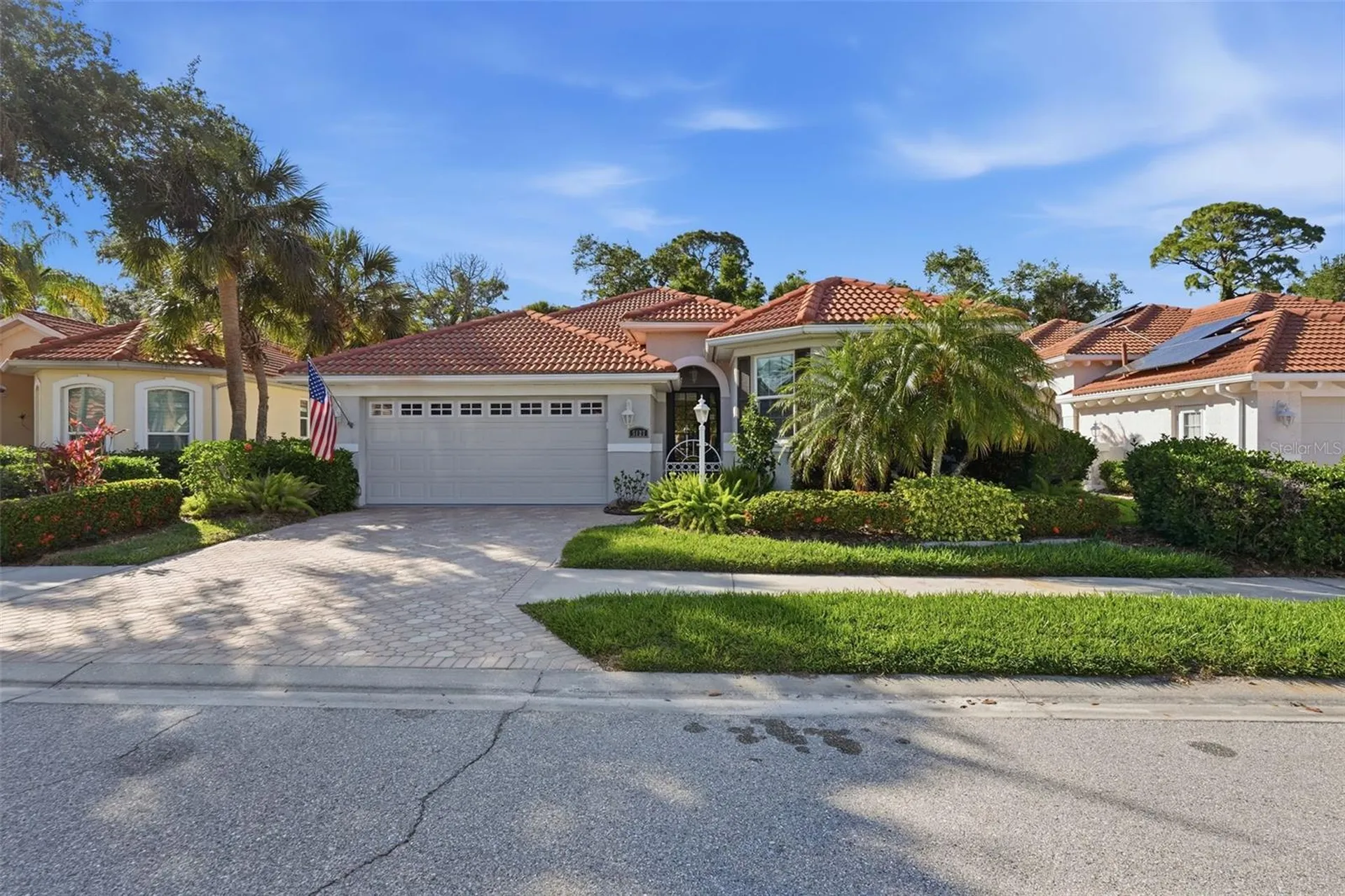 5127 Hanging Moss Lane Sarasota FL 34238