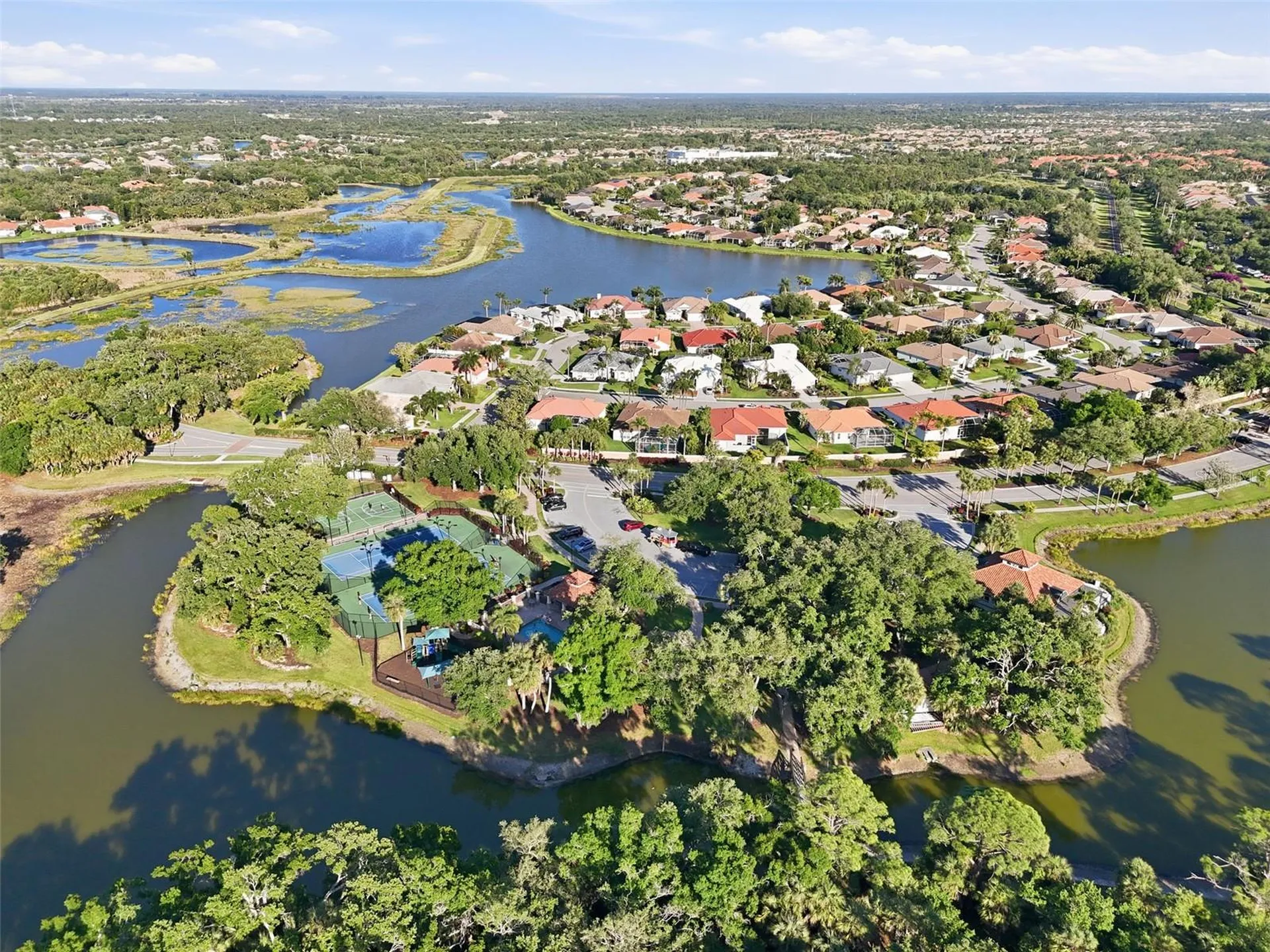 5127 Hanging Moss Lane Sarasota FL 34238