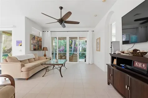 5127 Hanging Moss Lane Sarasota FL 34238