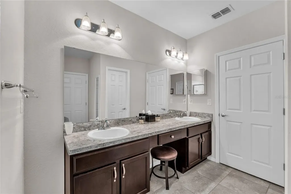 5018 33rd Avenue E Palmetto FL 34221