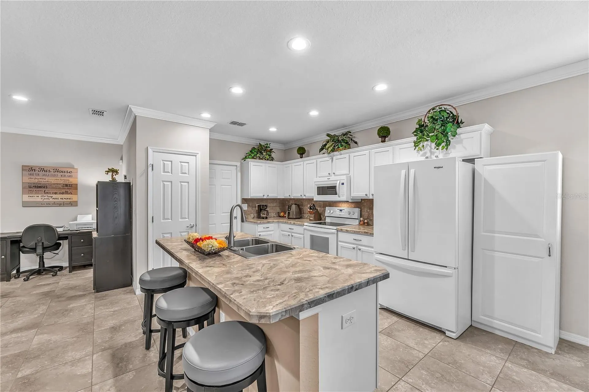 5018 33rd Avenue E Palmetto FL 34221