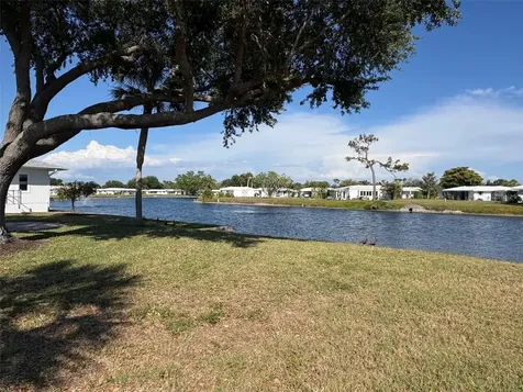 690 Circlewood Drive Venice FL 34293