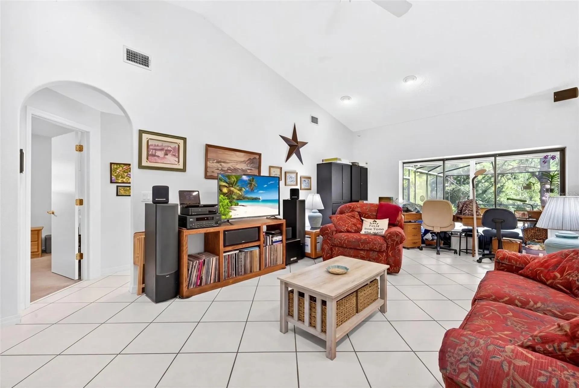 5035 Barrowe Drive Tampa FL 33624