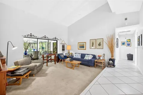 5035 Barrowe Drive Tampa FL 33624