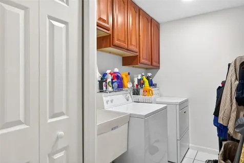 5035 Barrowe Drive Tampa FL 33624