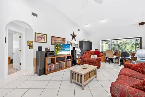 5035 Barrowe Drive Tampa FL 33624