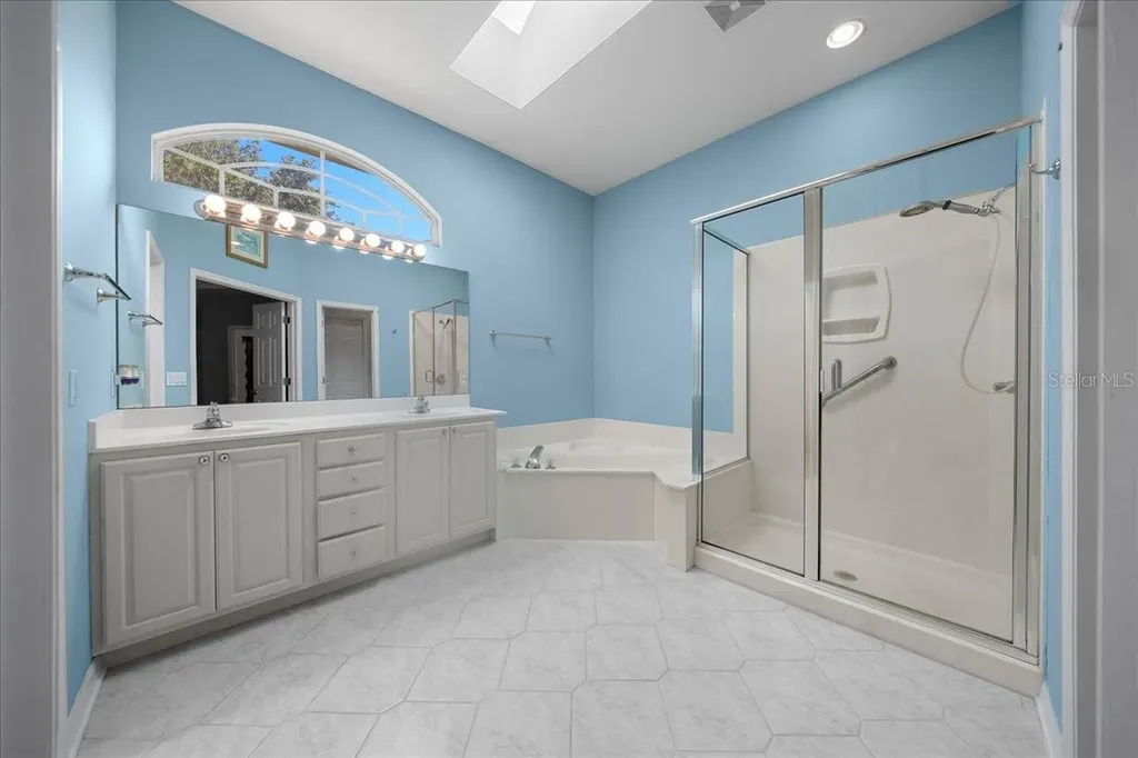 10640 NW 32nd Place Gainesville FL 32606