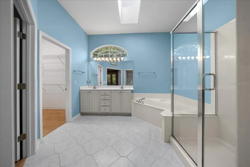 10640 NW 32nd Place Gainesville FL 32606