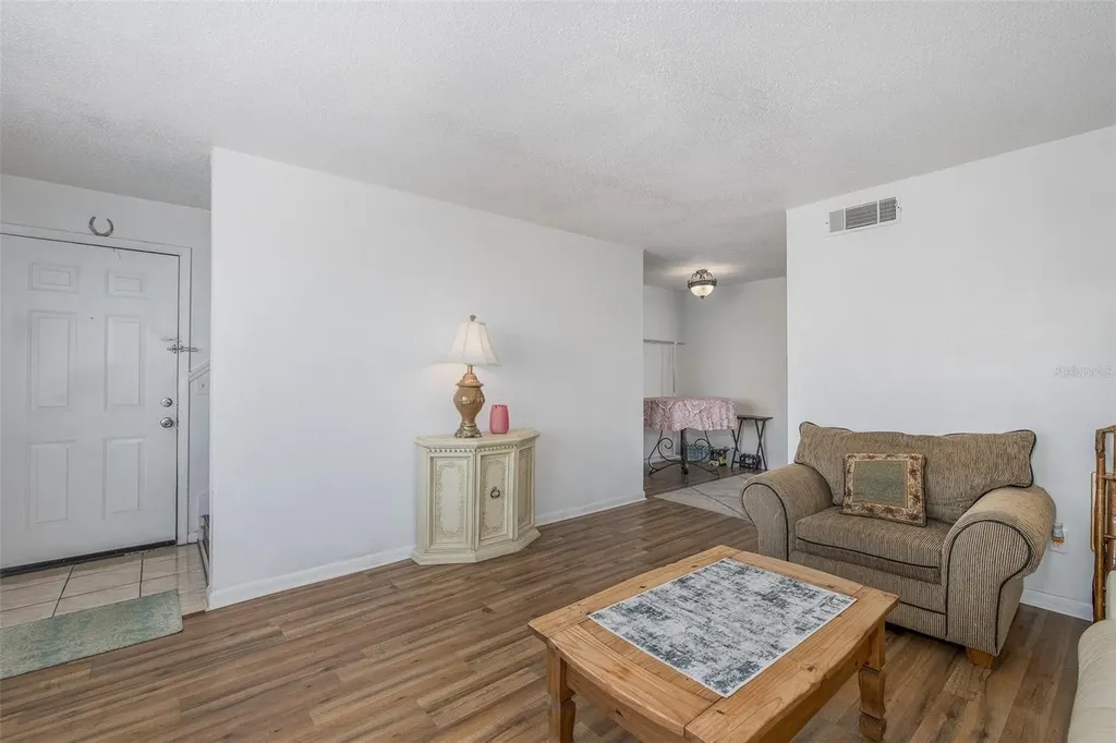 9001 Tudor Drive Tampa FL 33615