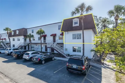 9001 Tudor Drive Tampa FL 33615