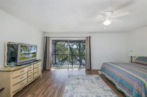9001 Tudor Drive Tampa FL 33615