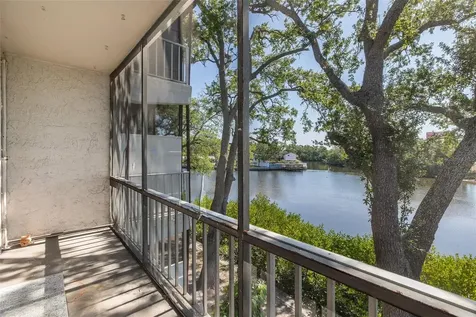 9001 Tudor Drive Tampa FL 33615