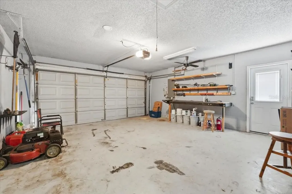 2800 Hammock Drive Plant City FL 33566