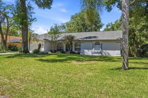 2800 Hammock Drive Plant City FL 33566