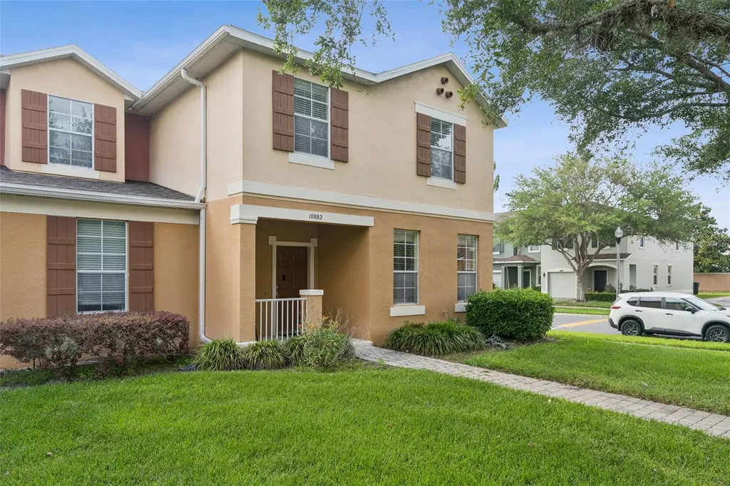 10882 Savannah Landing Circle Orlando FL 32832