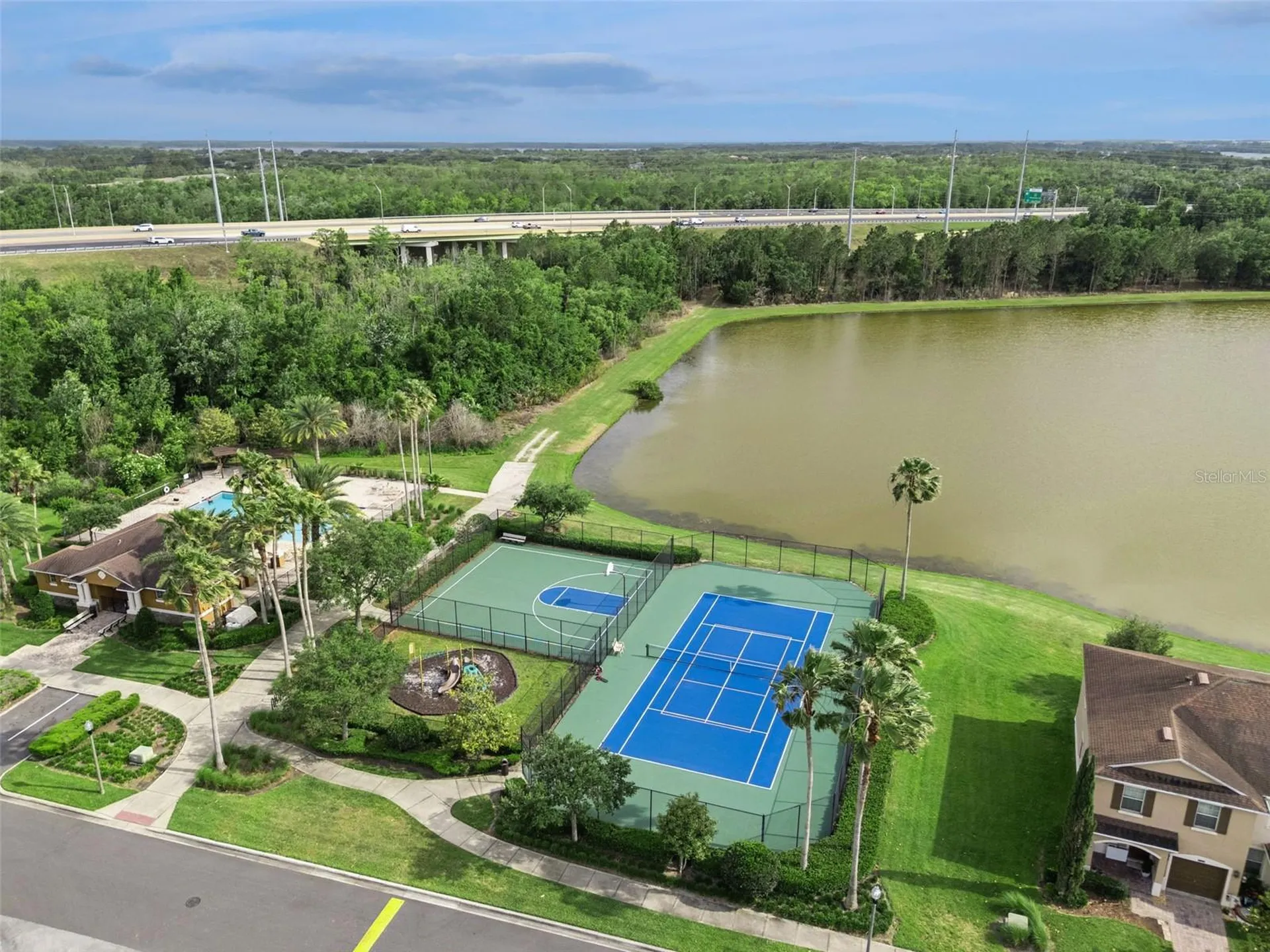 10882 Savannah Landing Circle Orlando FL 32832