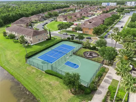 10882 Savannah Landing Circle Orlando FL 32832