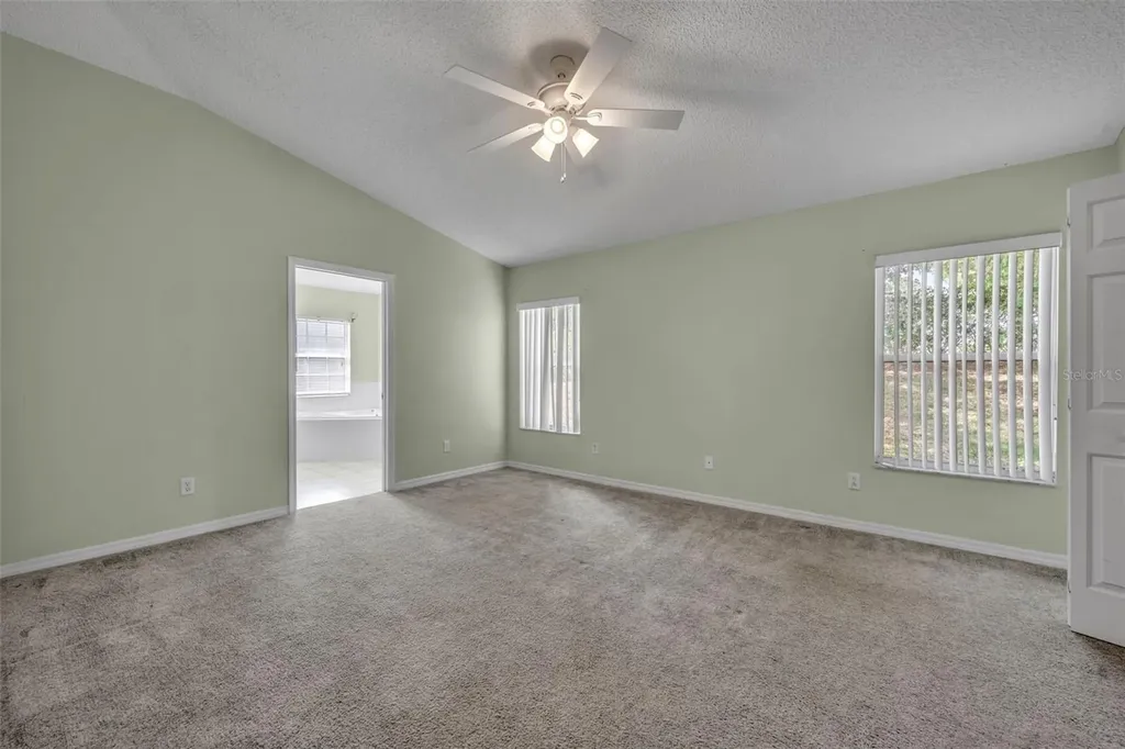 4936 Sawgrass Lake Circle Leesburg FL 34748