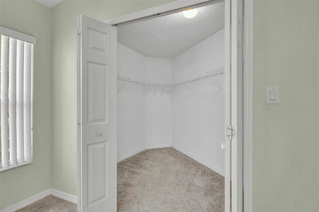 4936 Sawgrass Lake Circle Leesburg FL 34748