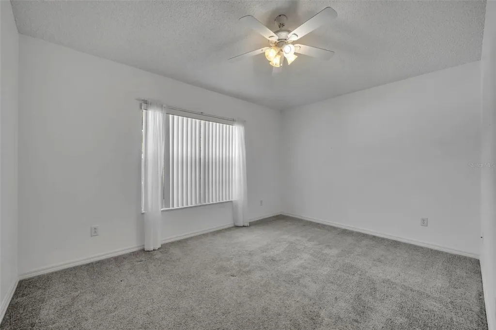 4936 Sawgrass Lake Circle Leesburg FL 34748