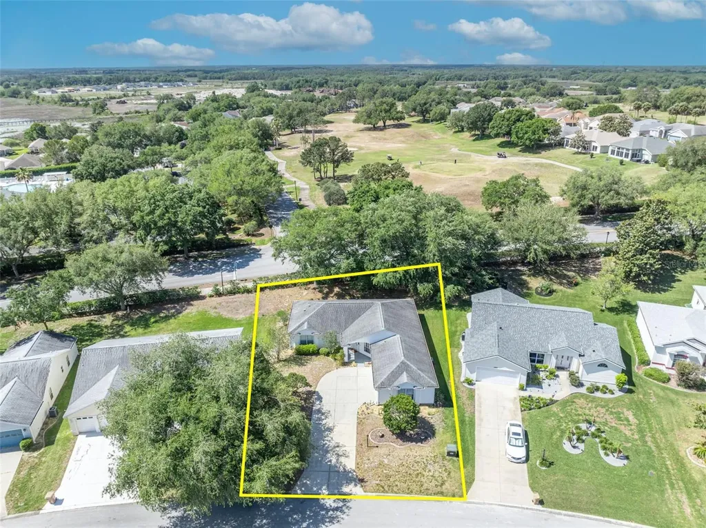4936 Sawgrass Lake Circle Leesburg FL 34748