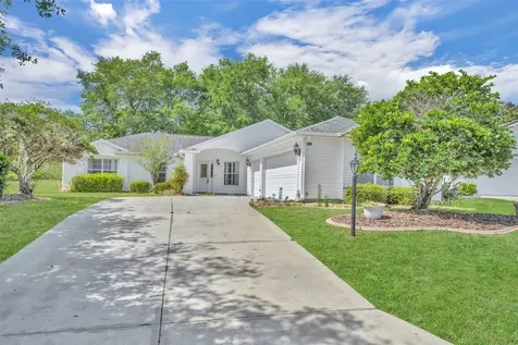 4936 Sawgrass Lake Circle Leesburg FL 34748