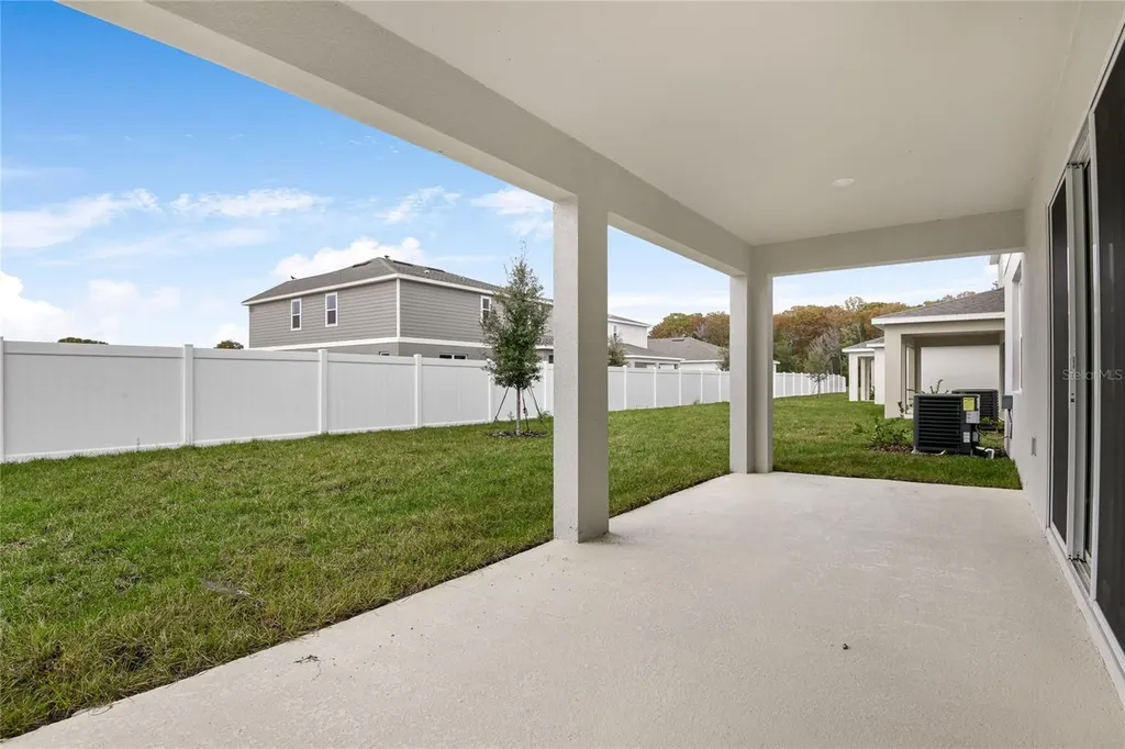 143 Waterstone Loop Tavares FL 32778
