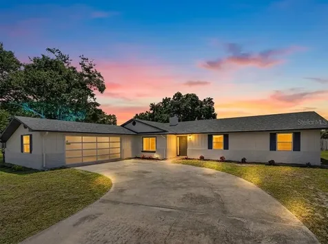 4 Grove Court SE Winter Haven FL 33884