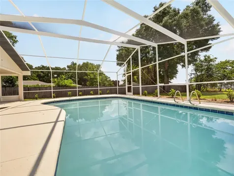 4 Grove Court SE Winter Haven FL 33884