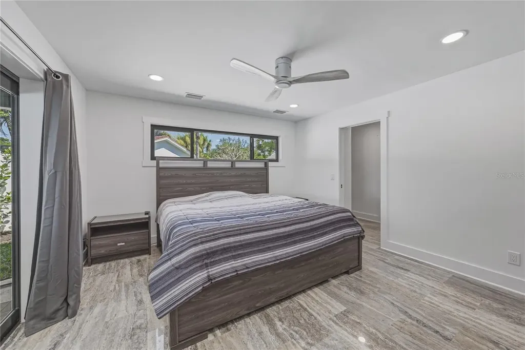 4201 37th Street S St Petersburg FL 33711