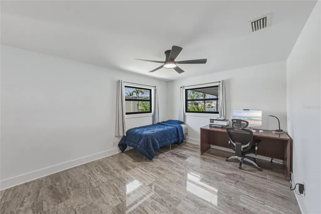 4201 37th Street S St Petersburg FL 33711