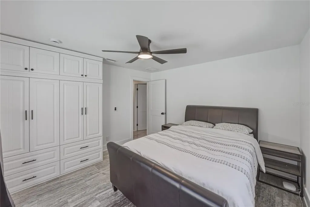 4201 37th Street S St Petersburg FL 33711