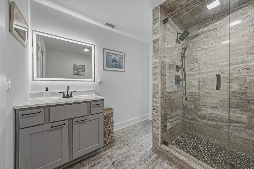 4201 37th Street S St Petersburg FL 33711