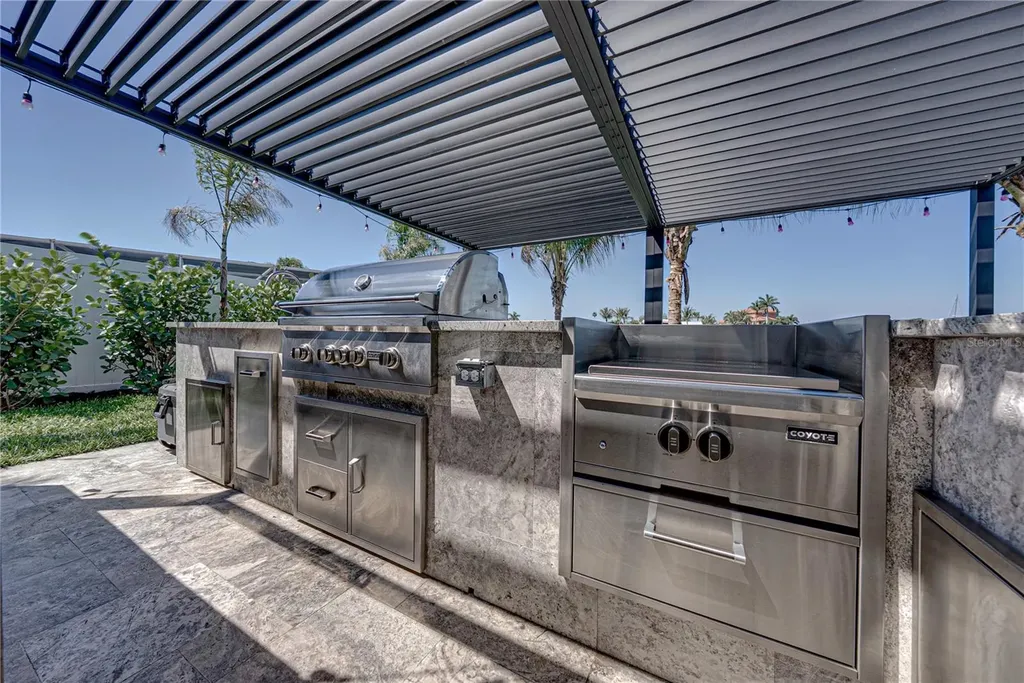 4201 37th Street S St Petersburg FL 33711