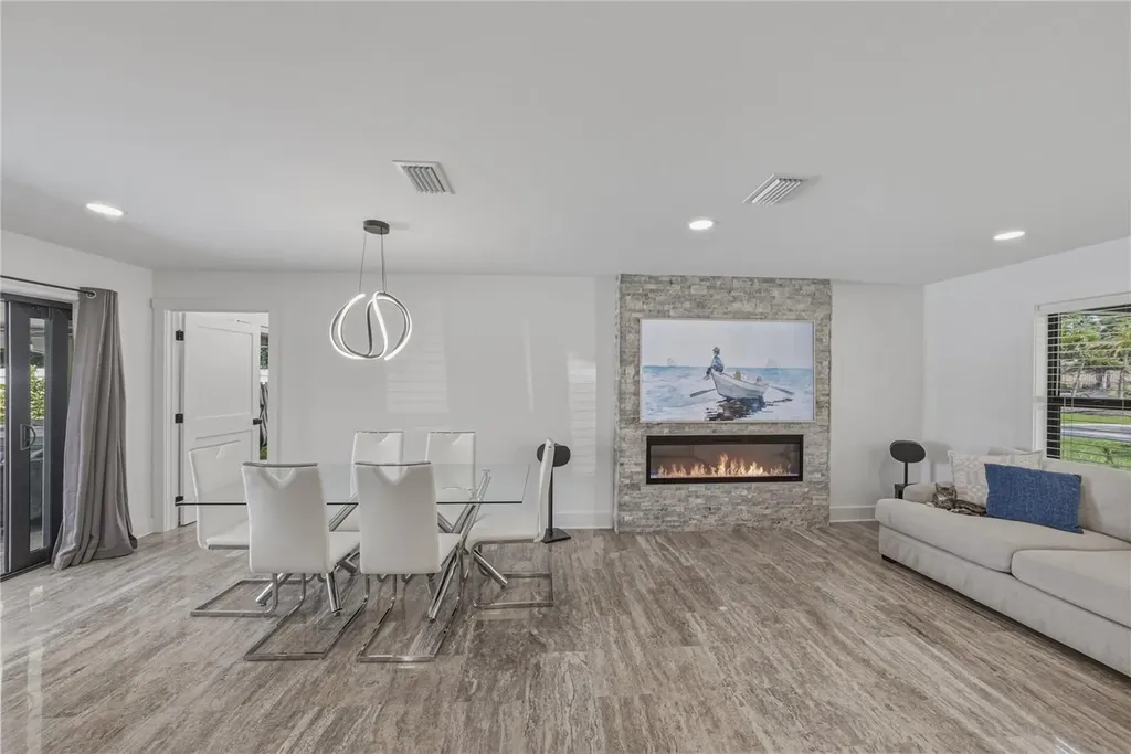 4201 37th Street S St Petersburg FL 33711