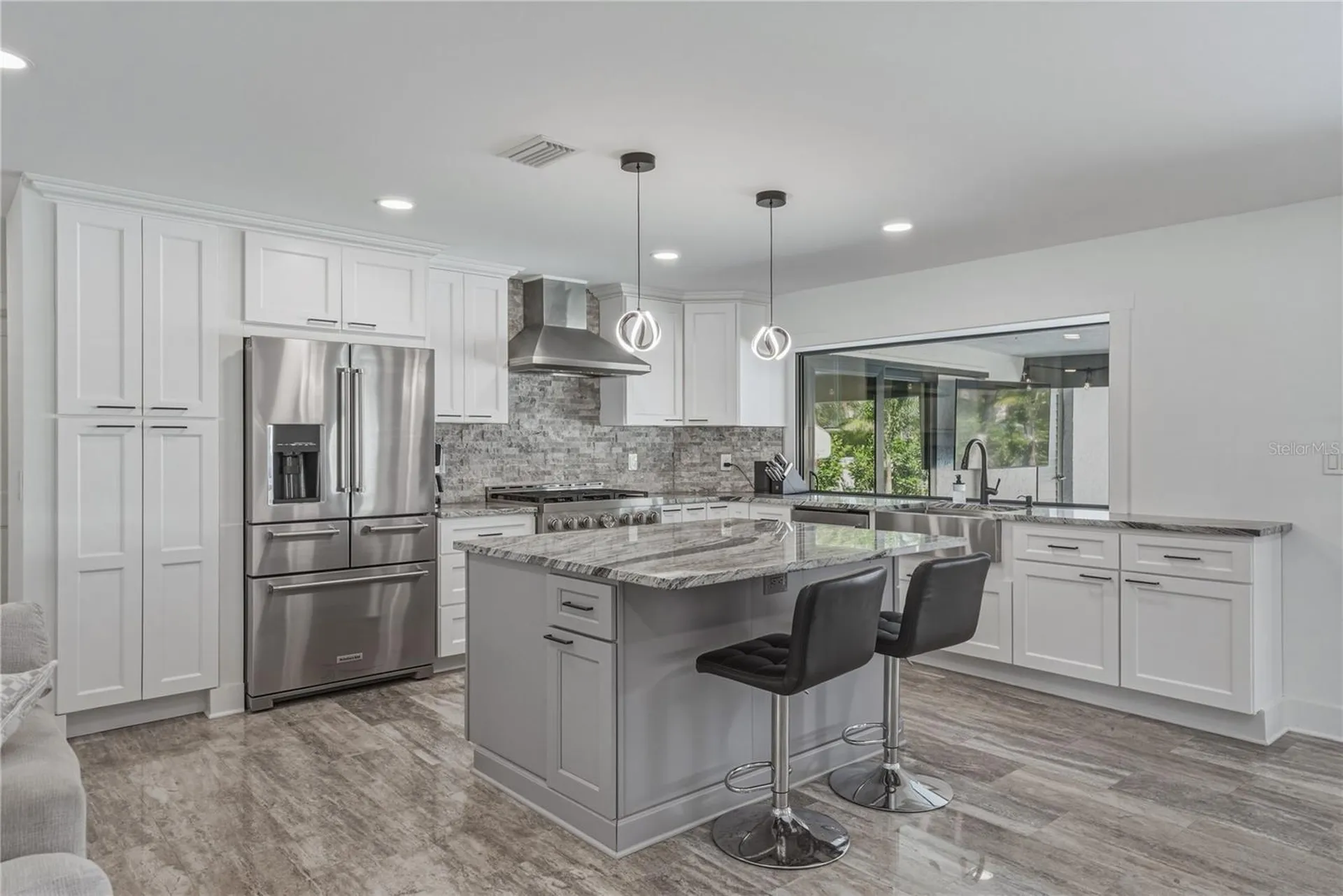 4201 37th Street S St Petersburg FL 33711